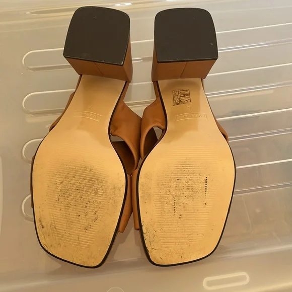 Everlane The Day Twist Heel - Picture 3 of 4